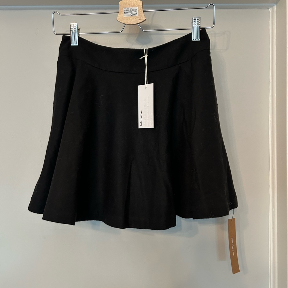 NWT Reformation Dakota Wool Skirt, Black, size 4 - Picture 4 of 8